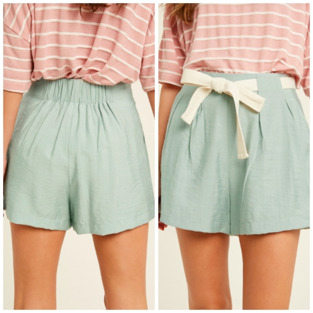 🌸NEW! Wishlist Apparel Pleated Shorts with Belted Waist